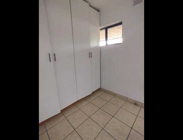 4 BEDROOM HOUSE FOR SALE IN BRACKENHAM